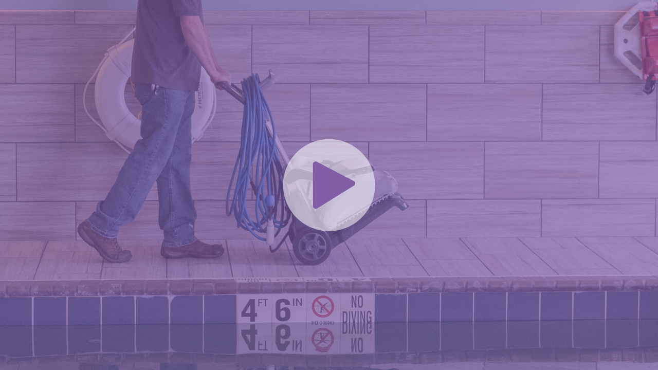 how does a pool cleaning robot work?